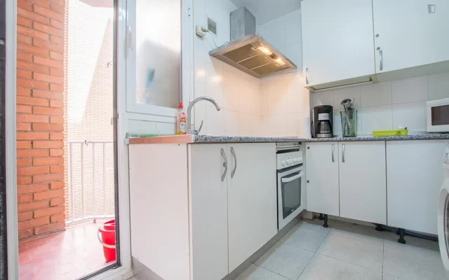 Charming single bedroom near Universidad de Alcalá 0