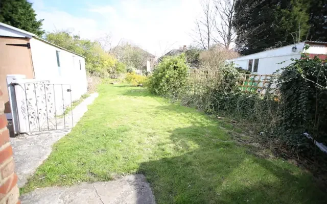 house near Brookleigh Road 0