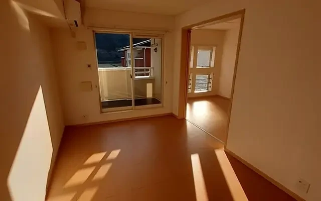 サンローラB 2階 - 朝来市の学生向け宿泊施設 - 2階 - 2LDK