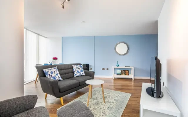 apartment near Blonk St 2