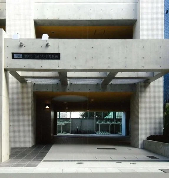 Proud Flat Sangenjaya 1401