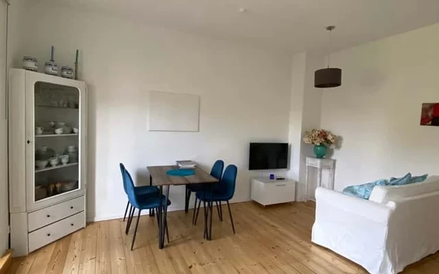 Gilliane - ruhig wohnen mit Balkon und zwei Schlafzimmern 1