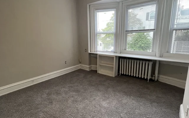 CA - 4045 Pine Street 2