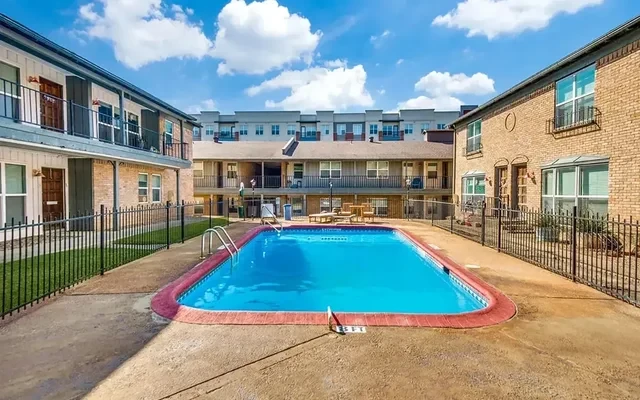 Denton Student Apartments 2
