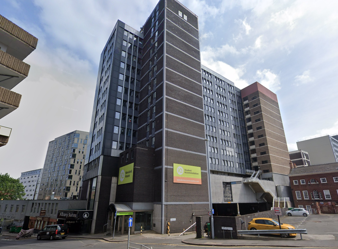 iQ Newland House
