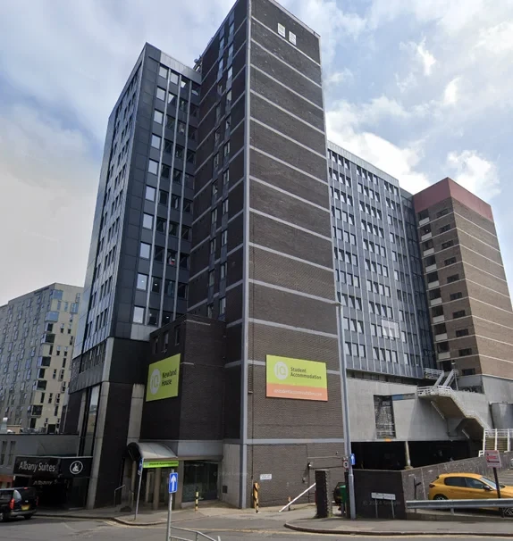 iQ Newland House