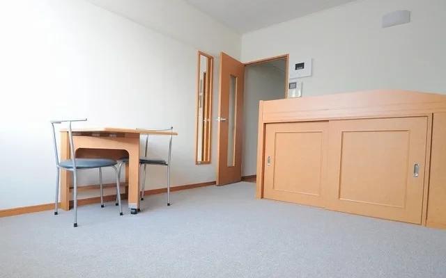 レオパレス皐月 4
