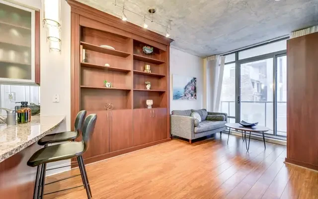 18 yorkville ave #304 2