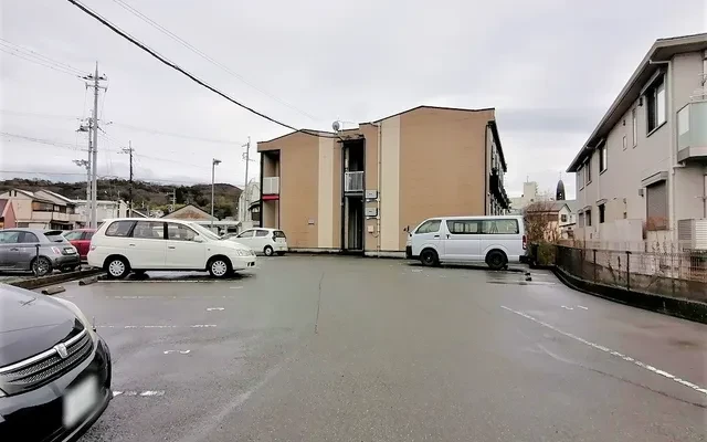 レオパレス栄 1