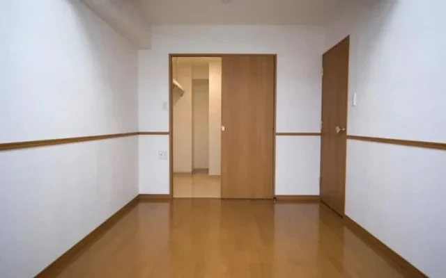 グランエターナ　キョウダイセイモンマエ 4