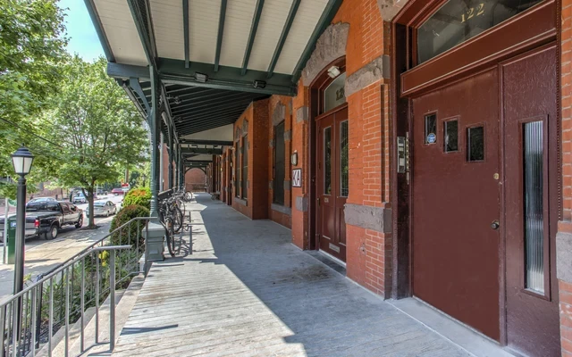 UCA - 122 South 39th Street 1