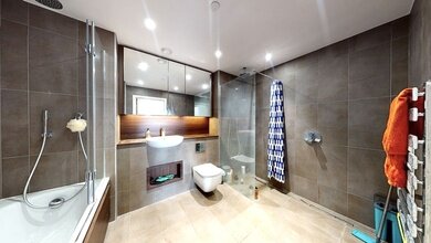 Gladwin Tower | Nine Elms 9-2