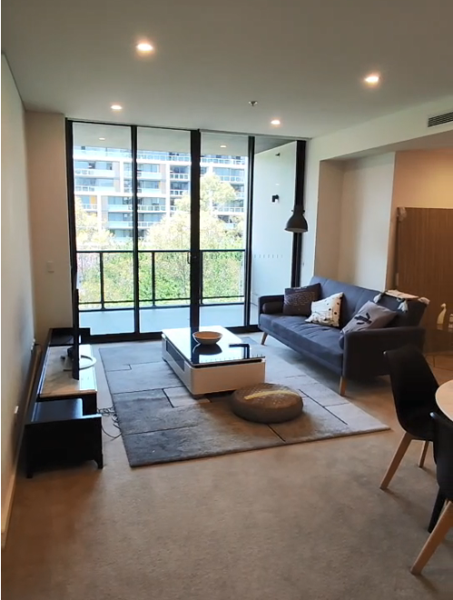 1 George Julius Ave