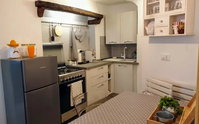 Appartamento in Salita San Nicolosio, Genova di 42 m² 0