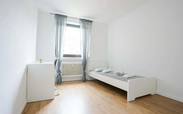 Koelner Landstrasse 352a - EG. Li (Maisonette) (Gigacube) 3