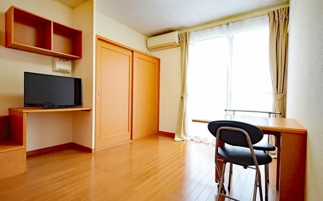 レオパレス西原 1