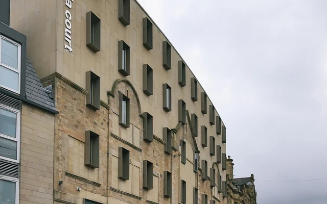 Victoria Court 1