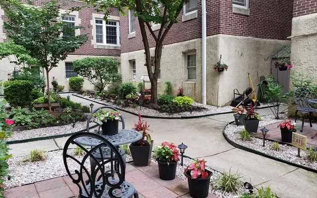 The Baltimorean Apartments - 볼티모어 MD 학생 숙소 - 정원