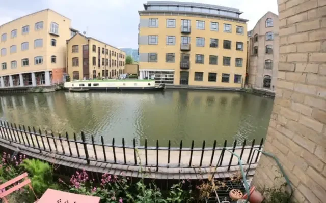 apartment in Kings Cross 1