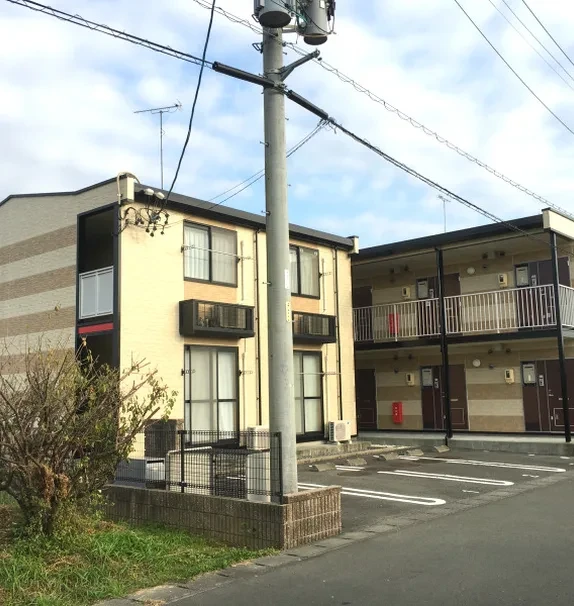 レオパレス白岩