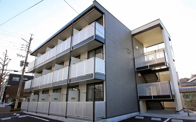 レオパレス稲葉地本通 0