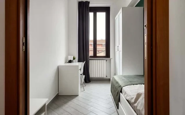 Grande appartamento a Milano, via Pezzotti - Bocconi - IED 0