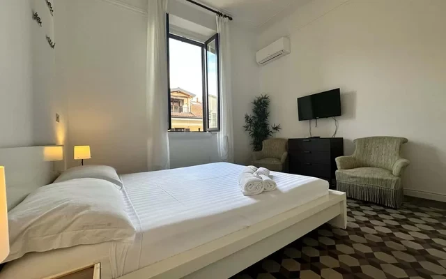 Luminoso ed elegante bilocale - 2 min Spa 0