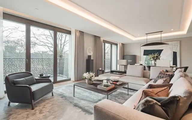 Whistler Square, Chelsea Barracks, Belgravia, London, SW1W 8BW 0