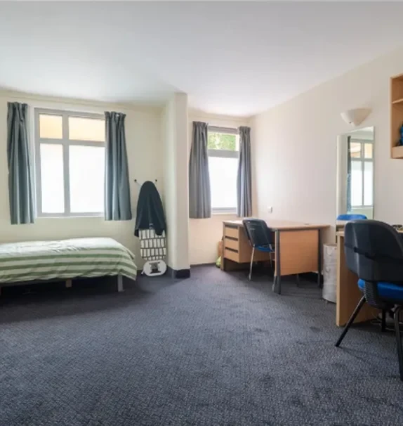 Deans Court