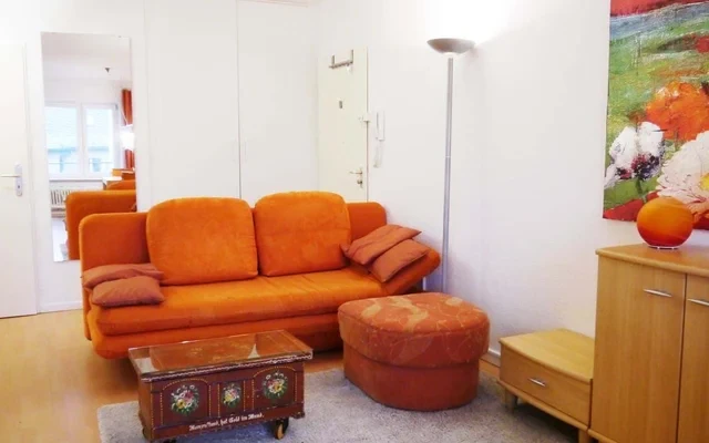 Ruhige und stilvolle Wohnung in Charlottenburg (Berlin) 1