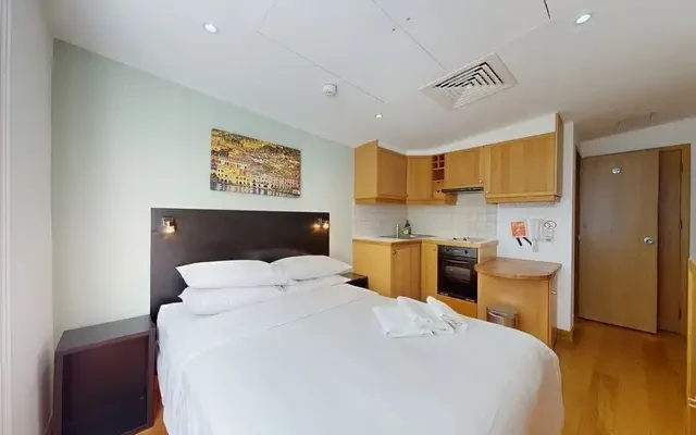 Cartwright Gardens 25341# 1