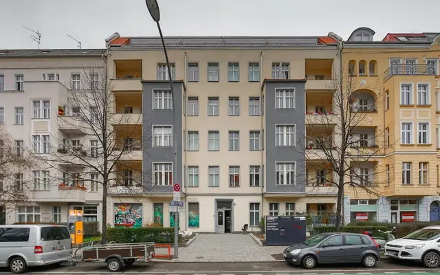 studio near Wisbyer Str. 0