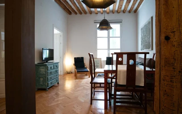 entire place de la Montera 1