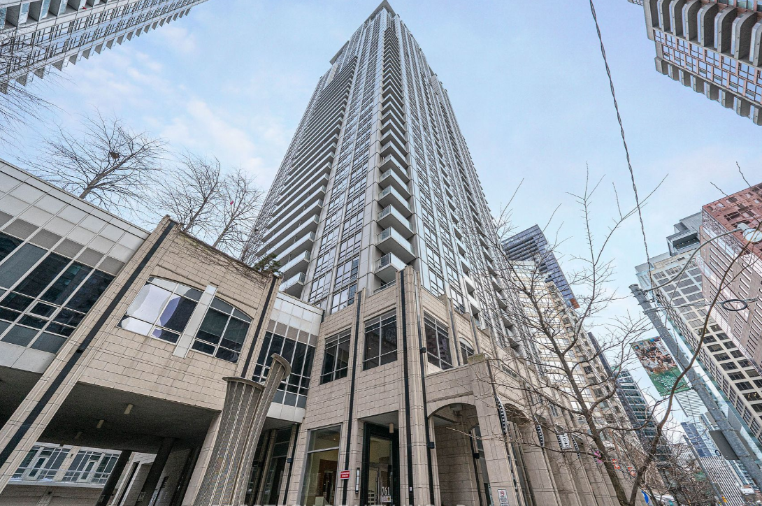 411-761 Bay St