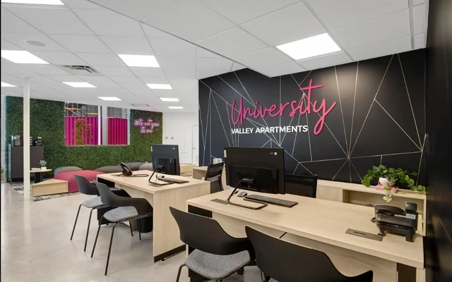 University Valley 4