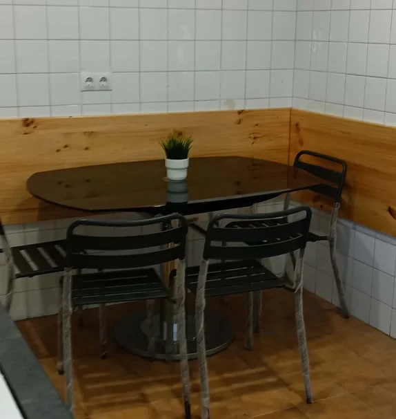 Apartment in Calle San Genadio, Ponferrada for 75 m² with 2 bedrooms