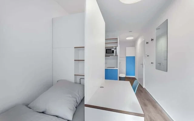 Fully furnished studio with balcony - Nearby HTW University 1