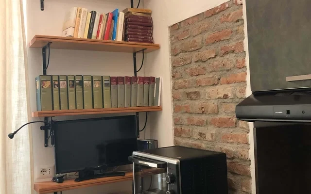 Monolocale in via Gaetano De Castilla a Milano 4
