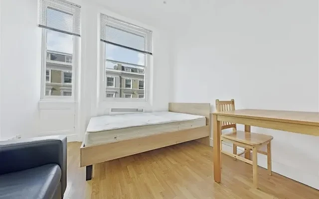 LH-Collingham Place, South Kensington 0