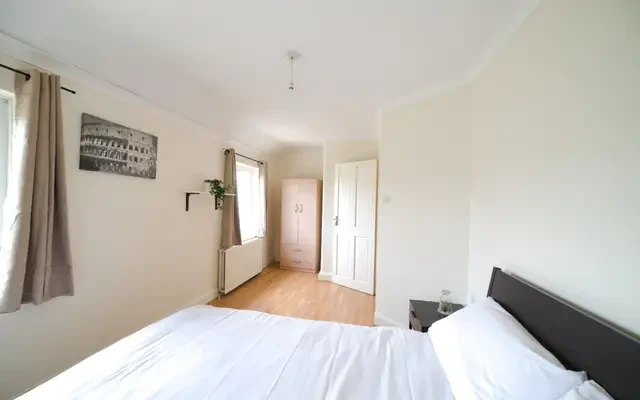 apartment in Stratford 4