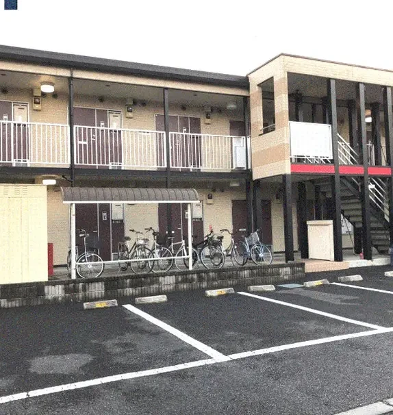レオパレスパインツリー 201号室