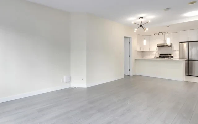 6888 Alderbridge Way 4