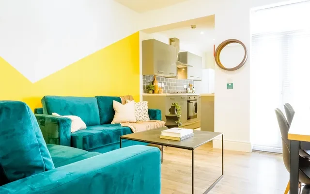 19 Driffield Street 1