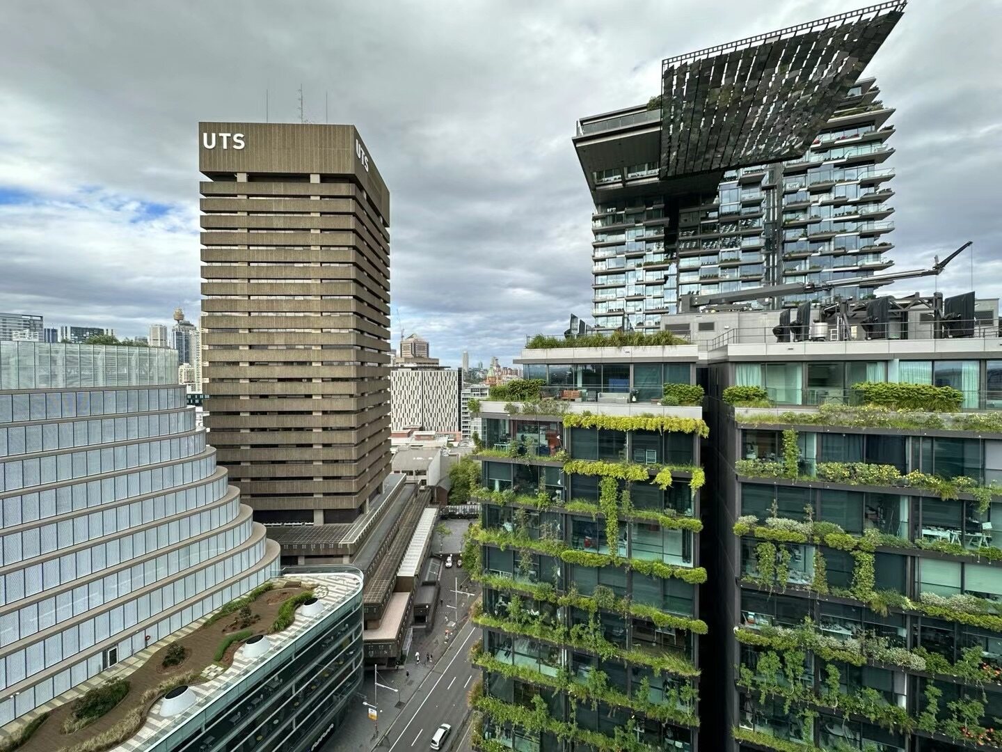1 Chippendale Way