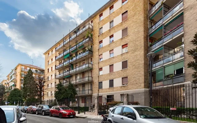 Apartment in Via Privata Carlo Antonio Carlone, Milano for 120 m² with 2 bedrooms 0