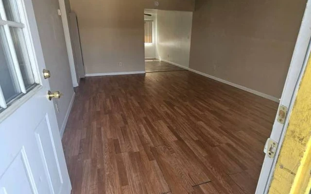 516 W Tregallas Rd 3