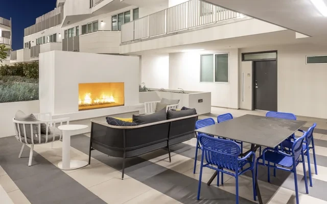 Millennium Santa Monica 4