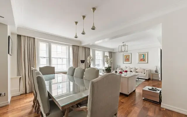 Shelton House, Sloane Street, London, SW1X 9QN 3
