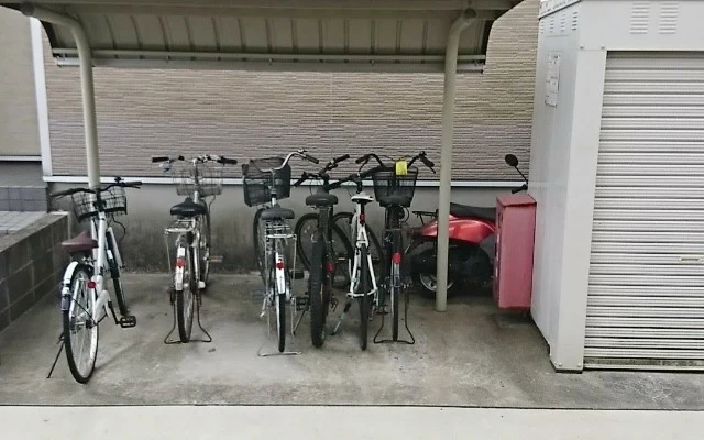レオパレスハイジ 1