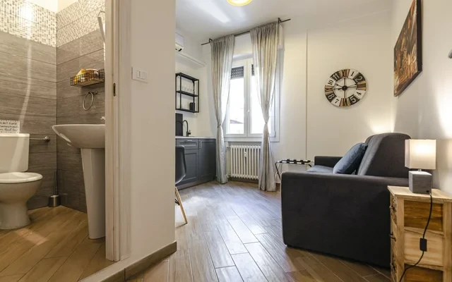 Via Galliera 2